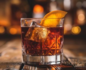What’s the Difference Between Cocktails and Mixed Drinks?